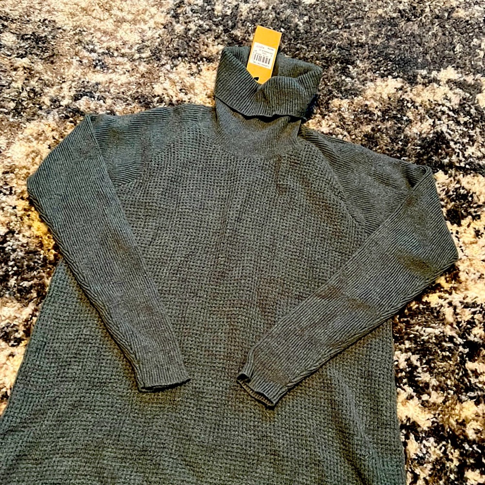 (New) Hunter Green Wool Sweater (Size S)